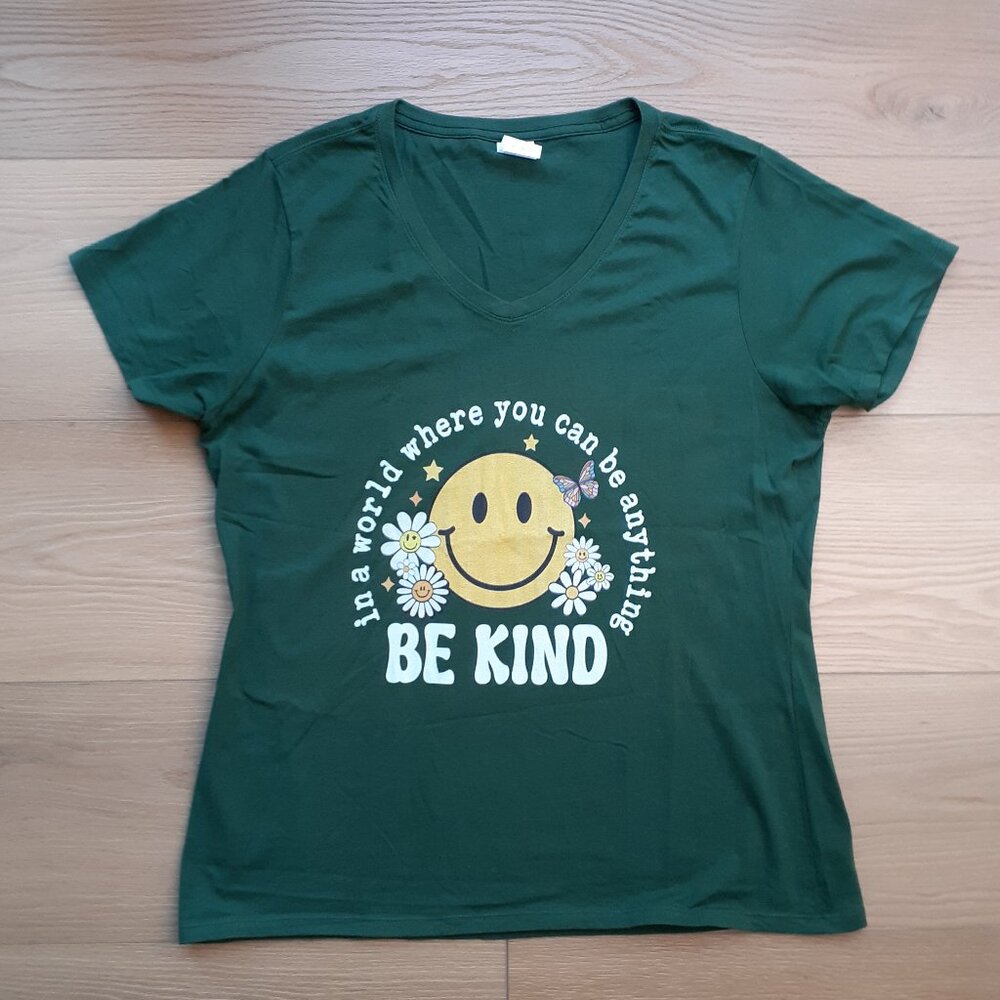 In a World Where You Can Be Anything - Be Kind - New Women's XL Green V-Neck T-S